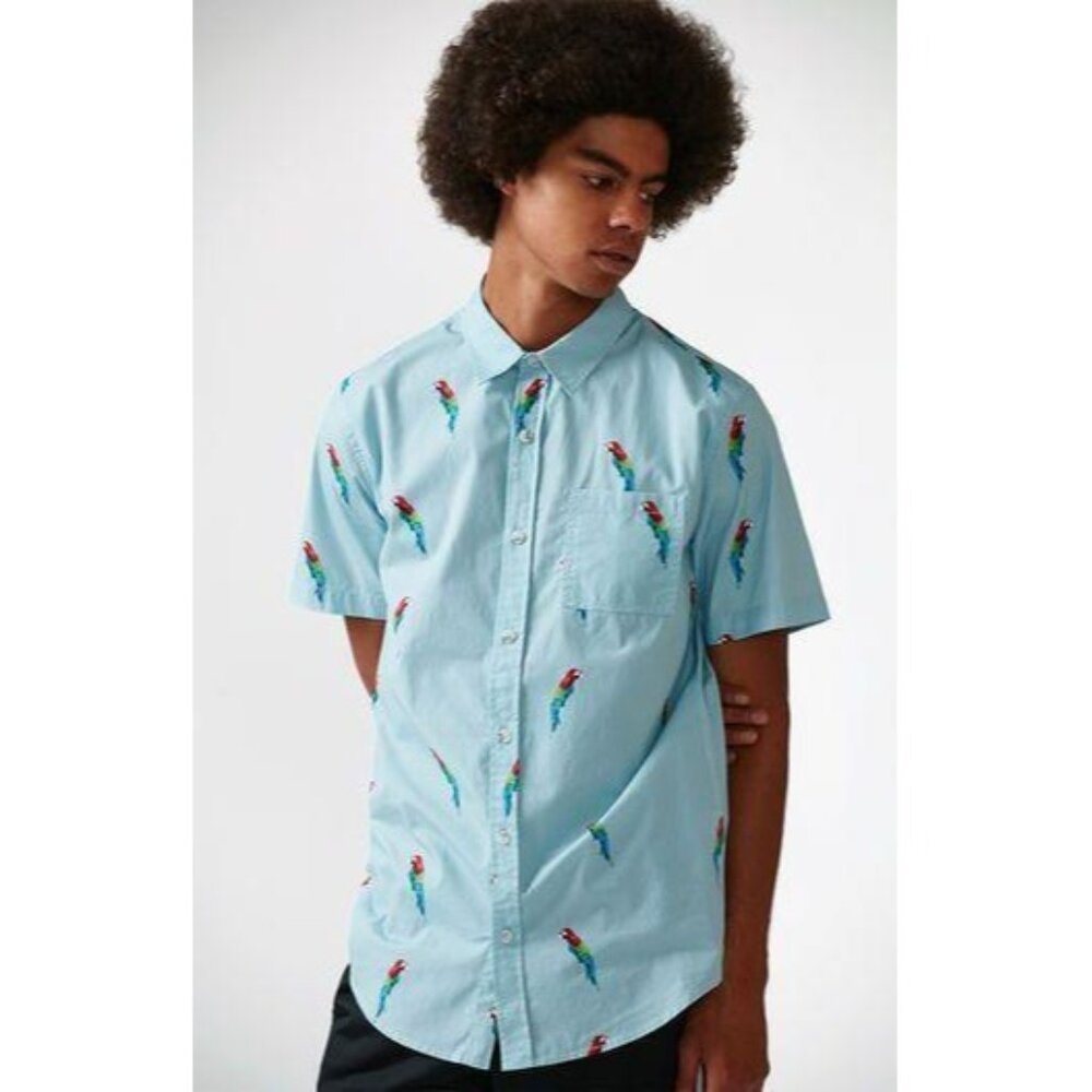 PACSUN Los Angeles Men's Parrot Bay Short Sleeve Button-Up Shirt Size Medium